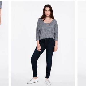 EXPRESS Mid Rise Stretch+ Supersoft Jean Leggings